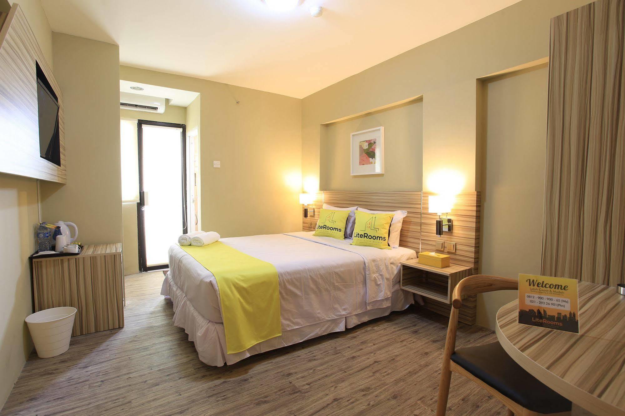 ไลต์ห้อง Aparthotel จาการ์ตา ภายนอก รูปภาพ