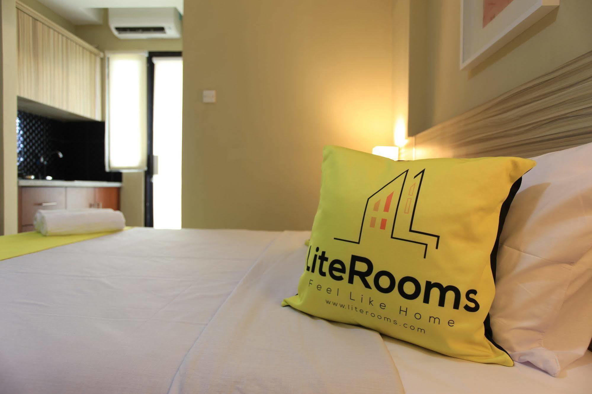 ไลต์ห้อง Aparthotel จาการ์ตา ภายนอก รูปภาพ