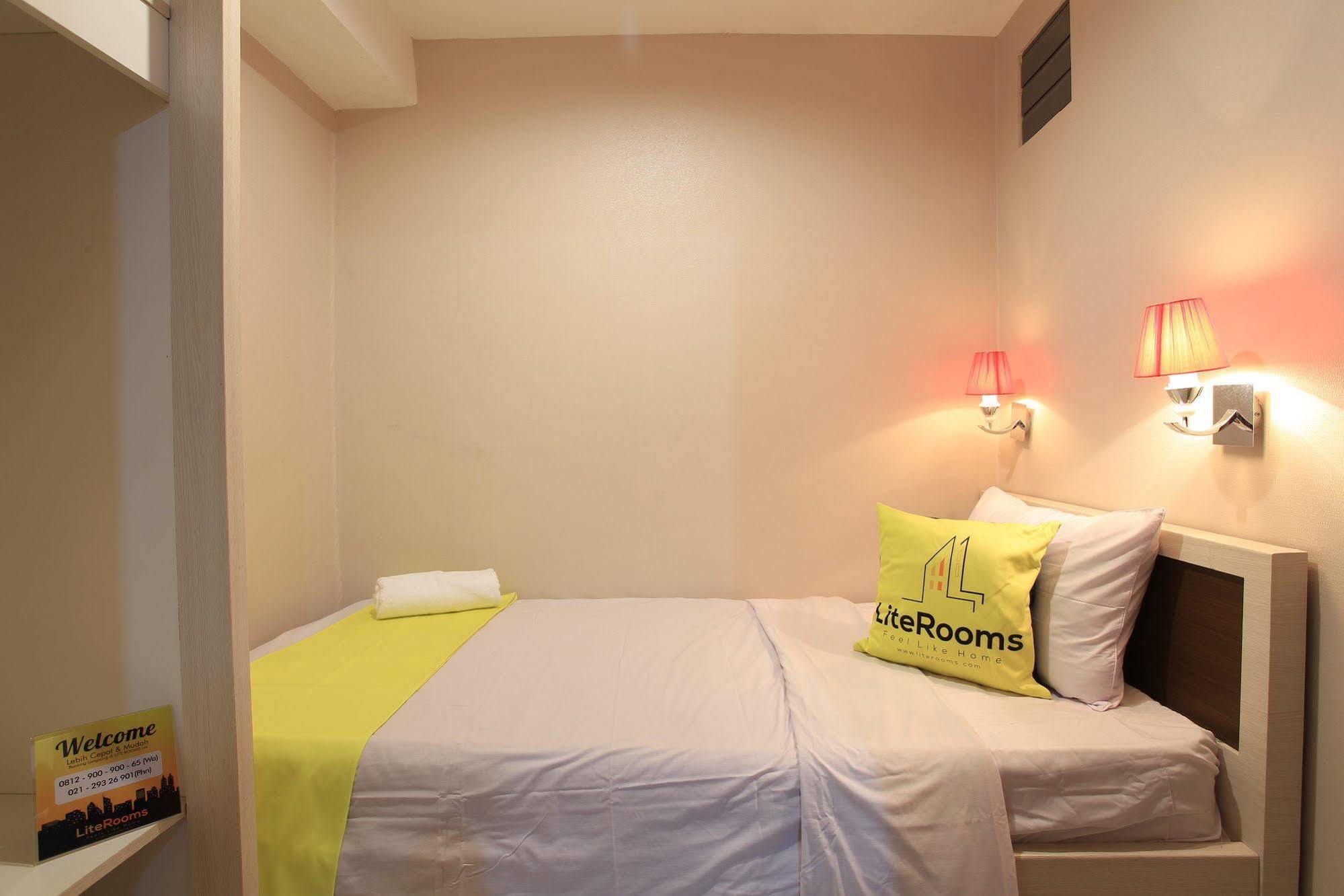 ไลต์ห้อง Aparthotel จาการ์ตา ภายนอก รูปภาพ